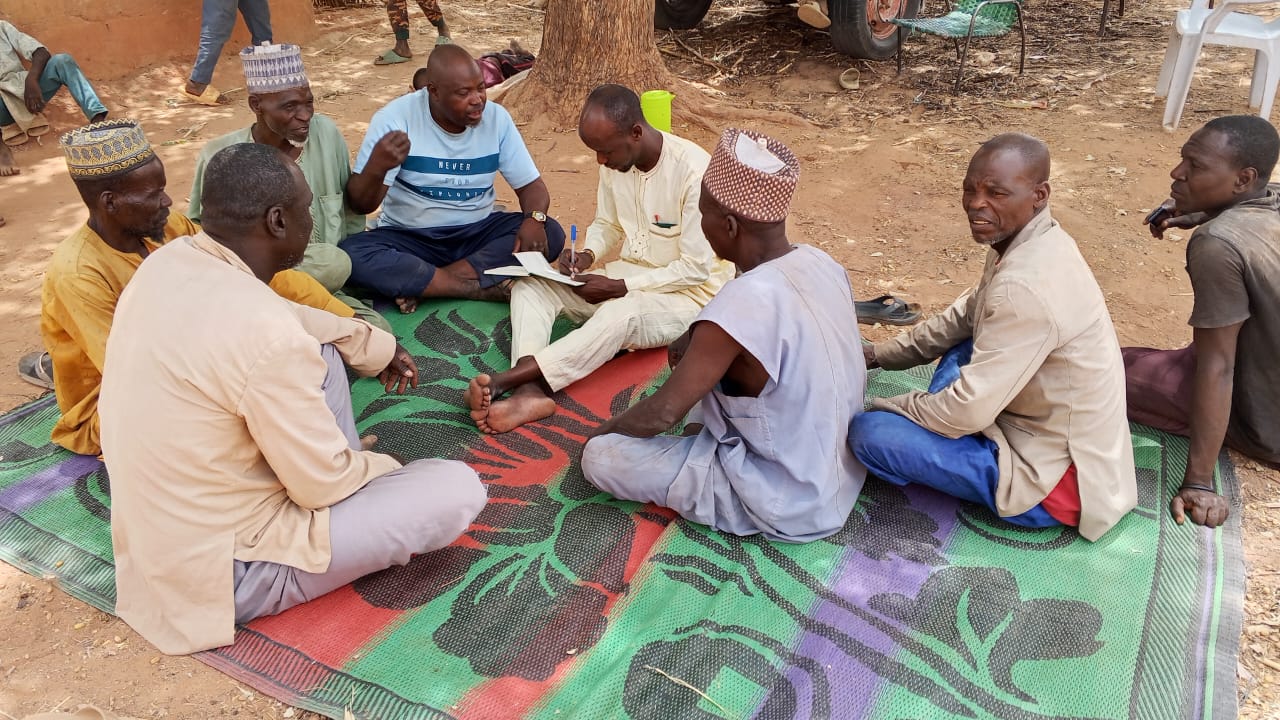 Diagnostic des bonnes pratiques de production du souchet : un engagement terrain au cœur des dynamiques locales à Maradi.